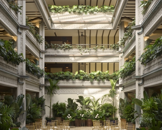 Hotel 8