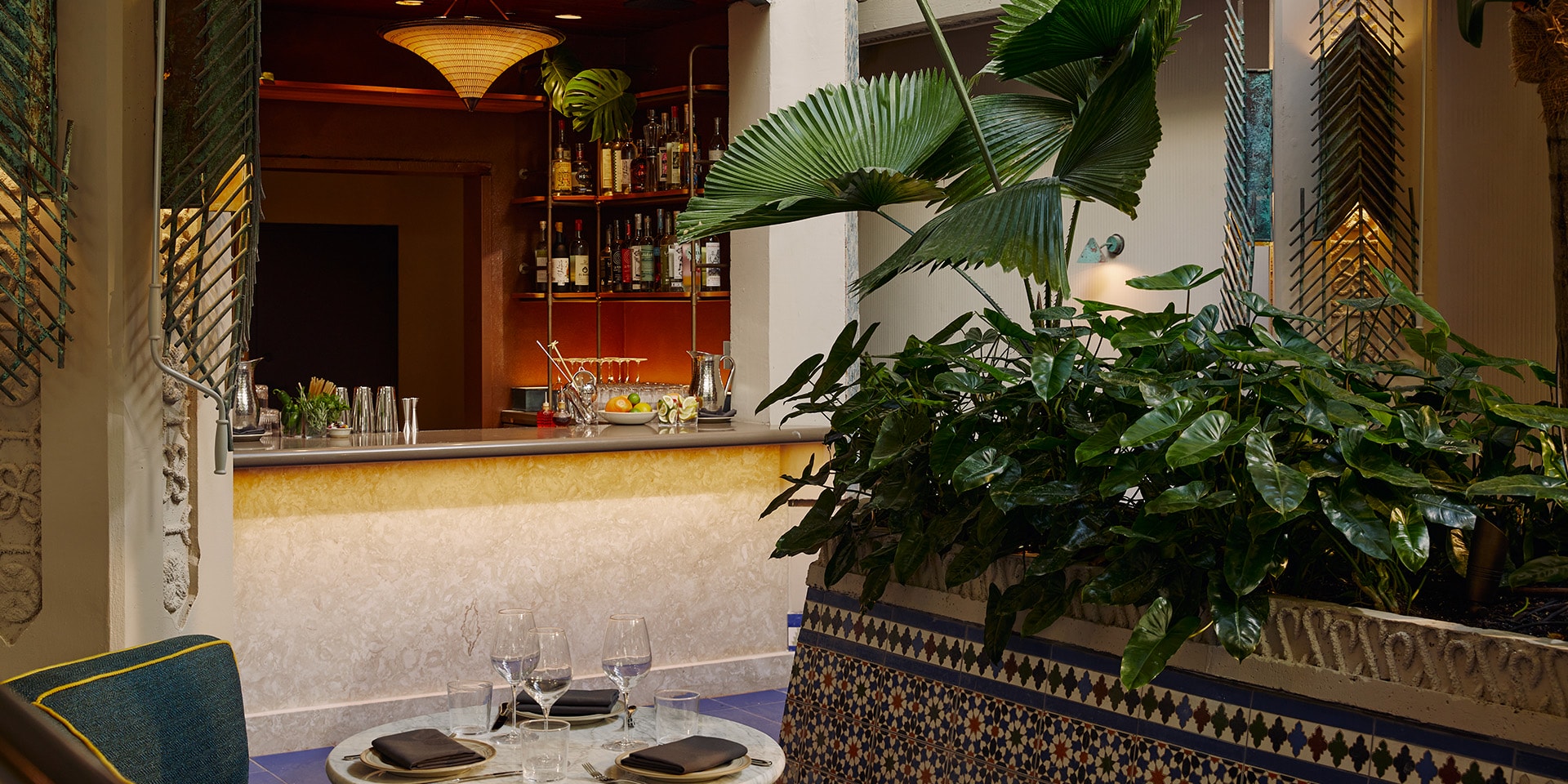 Fountain Bar at Mayfair House Hotel & Garden