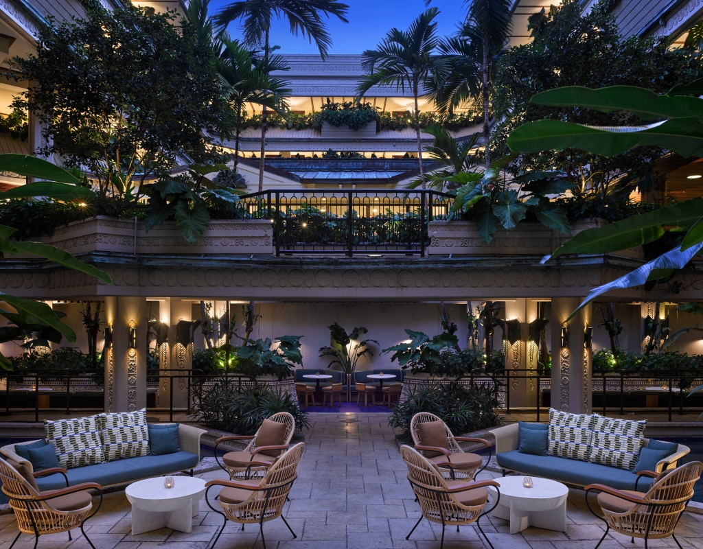 El Nuevo Herald: Condé Nast Traveler nombra este icono de Coconut Grove uno de los mejores hoteles nuevos en el país